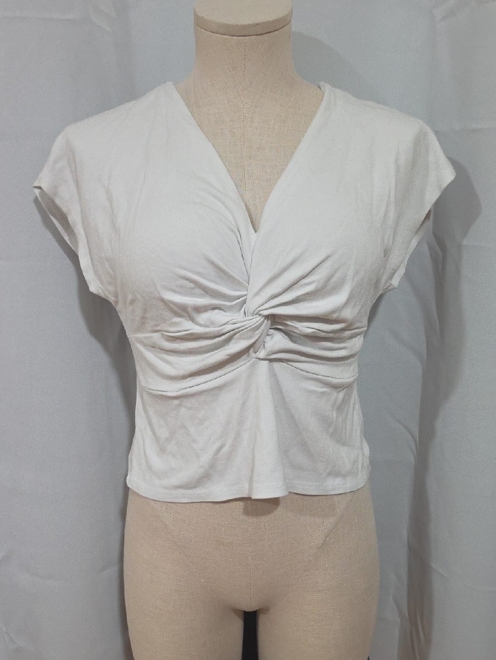 Halogen White Twist-Knot Crop Top